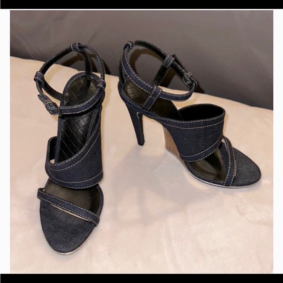 Bottega Veneta Denim Sandals - Picture 3 of 7